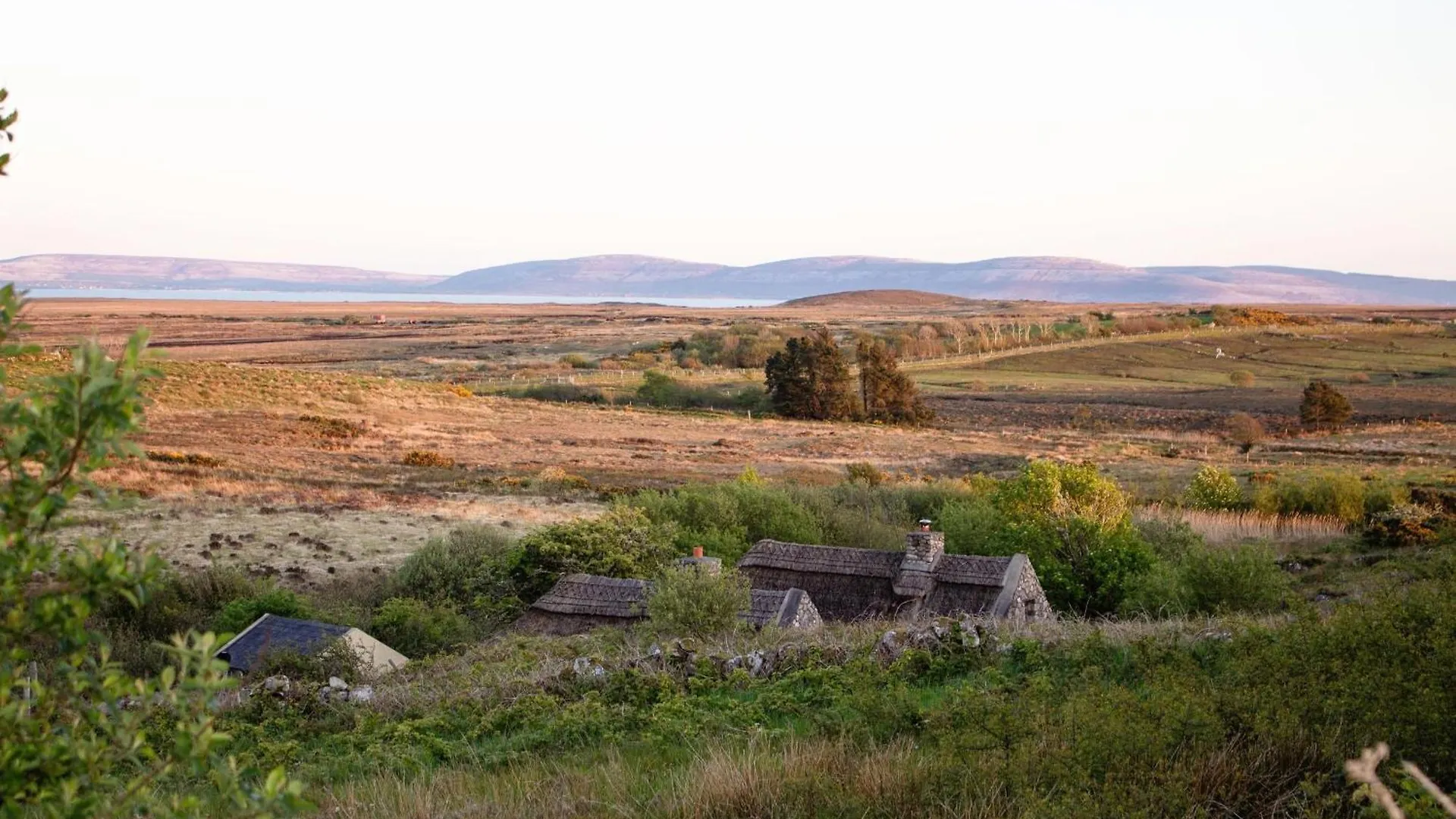 Cnoc Suain Villa Galway 0*,  Ireland